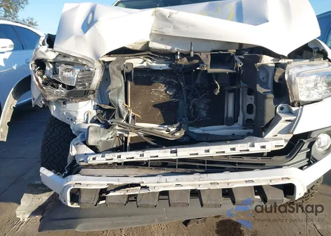 2021 Toyota Tacoma Sr5 V6 z USA, uszkodzony, nr VIN 3TMBZ5DN0MM028823